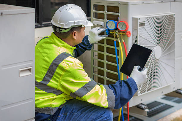 Professional Hvac technician working in Franklin Springs, NY